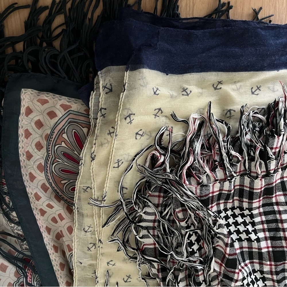 SET of 3 SCARVES H&M Comme Ca Anchor Print Black White Print Fringe